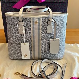 Tory Burch Gemini link canvas small tote.
